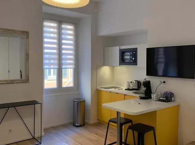 Apartment Rue Pietonne