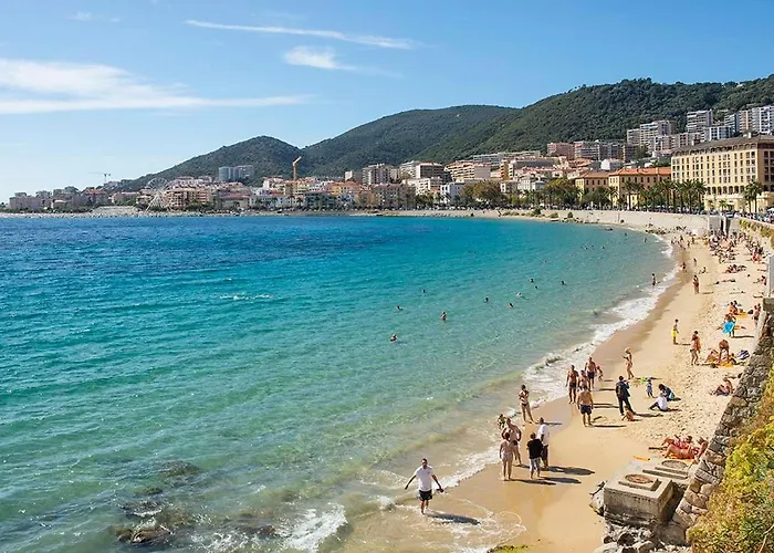 Apartment Rue Pietonne